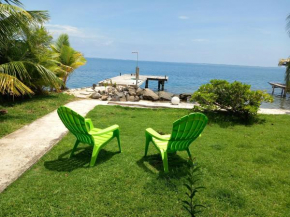 B&B chez Maeva, bord de mer privé